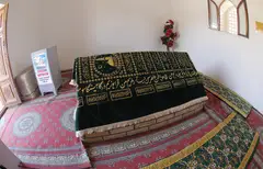 MUSOFIR OTA ZIYORATGOHI