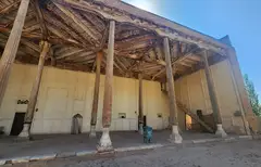 LANGAR OTA ZIYORATGOHI