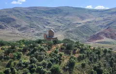 LANGAR OTA ZIYORATGOHI