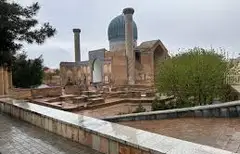 Go’ri Amir maqbarasi