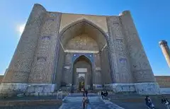 Bibixonim masjidi