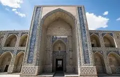 Abdulaziz Khan Madrasah