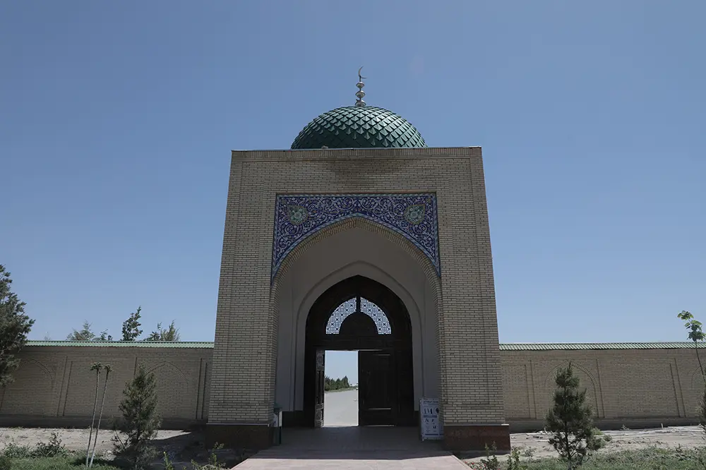 SULTON MIR HAYDAR ZIYORATGOHI