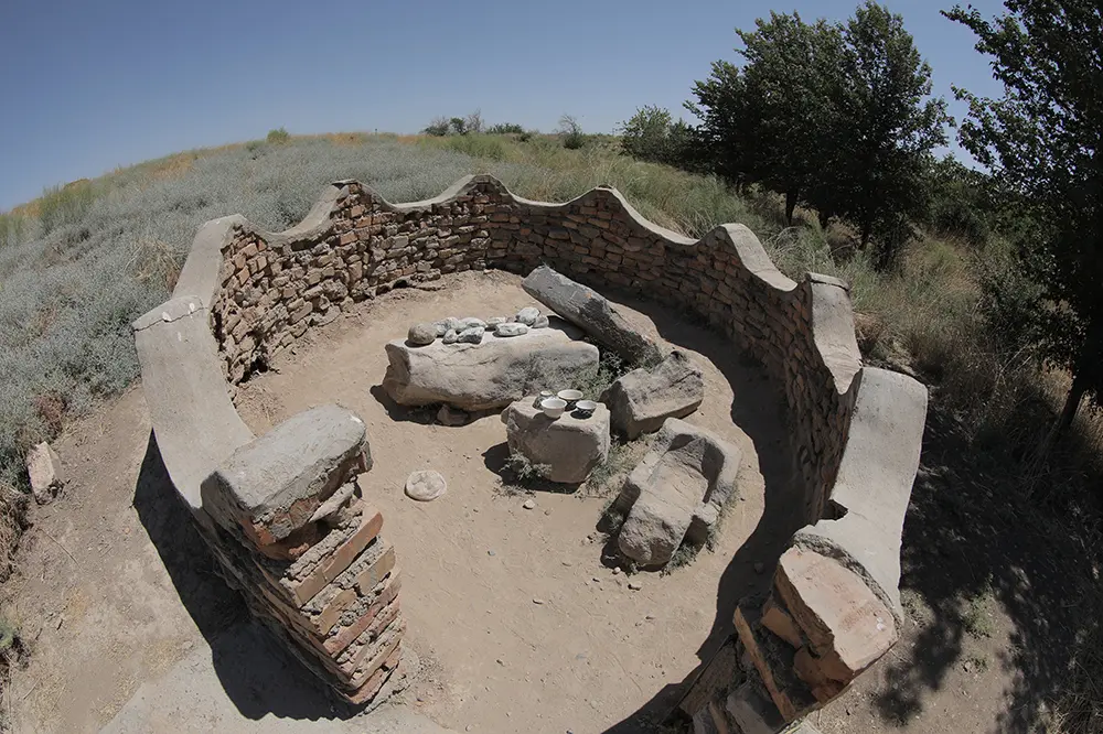 QUMCHO‘P OTA ZIYORATGOHI