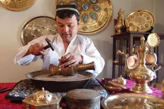 Sayfiddin karvonsaroyidagi hunarmandchilik markazi
