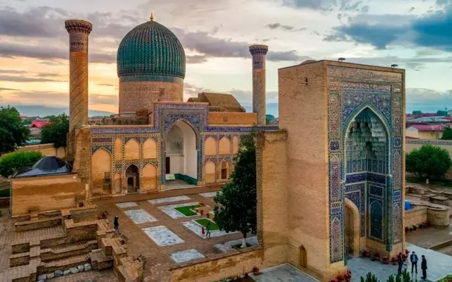 Amir Temur maqbarasi